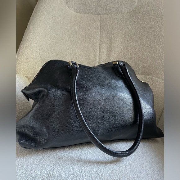 GUESS Black bag NWOT - Picture 5 of 9